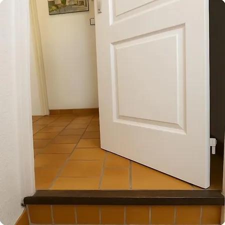 Le Cannet, Double A L'etage Privatif, D'une Maison Avec Piscine Homestay *