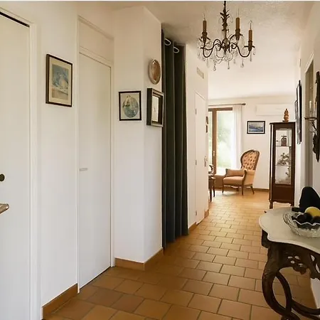 Le Cannet, Double A L'etage Privatif, D'une Maison Avec Piscine *